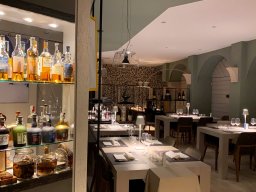 sosteria sala saii